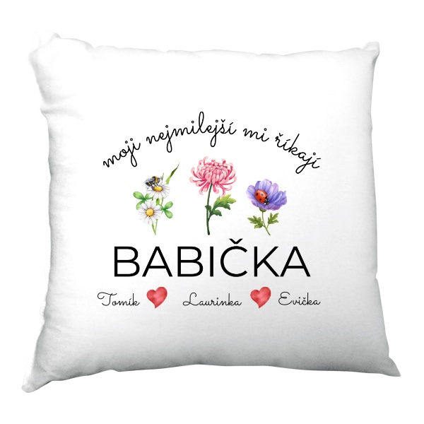 Moji nejmilejší mi říkají babička se jmény tří vnoučat